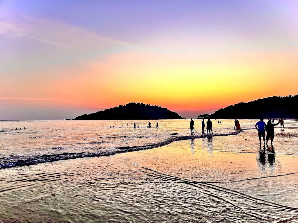 Palolem Beach, Goa: A Perfect Blend of Serenity & Adventure